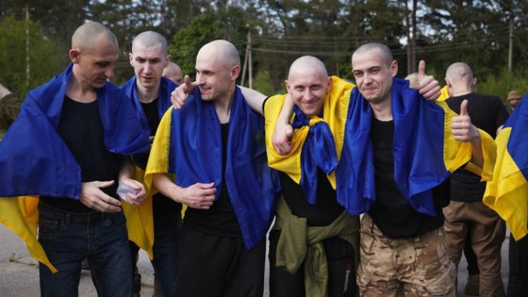 Hundreds of Ukrainian prisoners released in swap with Russia, Zelenskyy says
